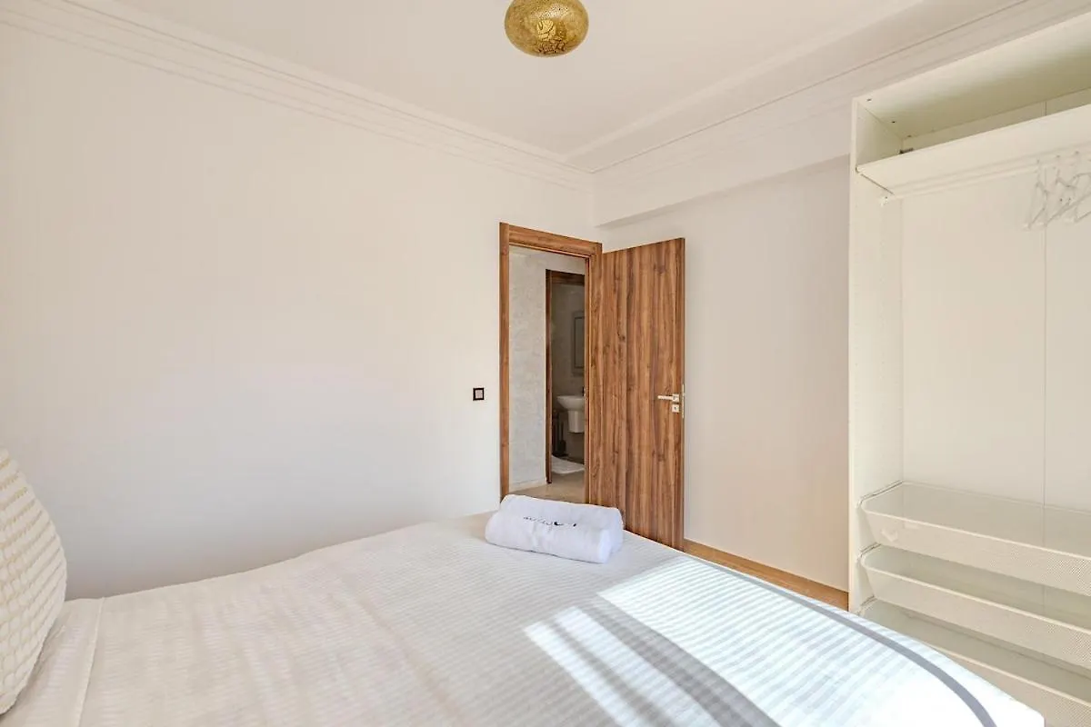 New! Appt Nour Confort Avec Piscine & Wifi Marrakesh Apartment